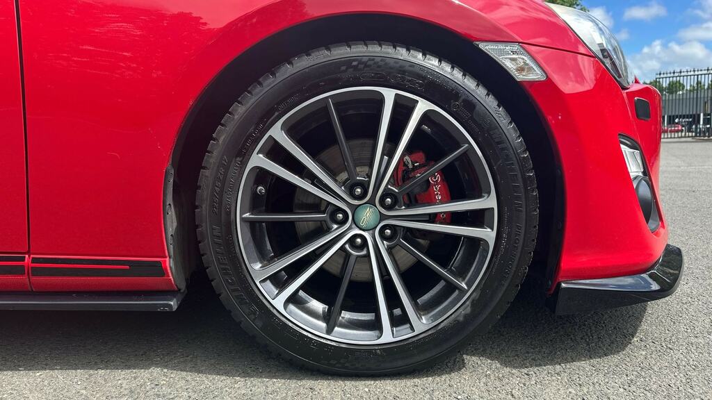 Toyota GT86 2.0 D-4s Red #5