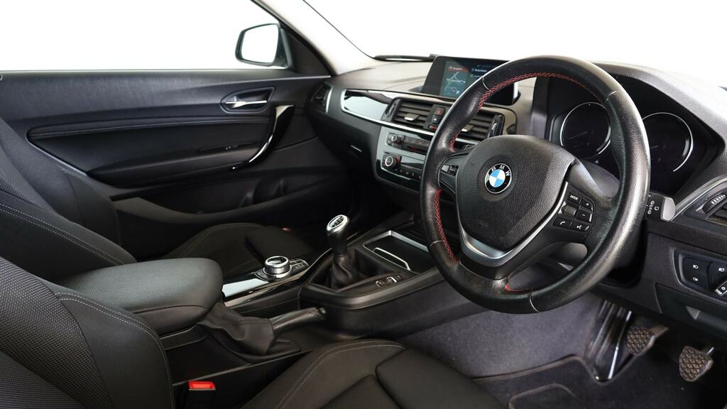 BMW 1 Series 116D Sport YC18JOJ White #6
