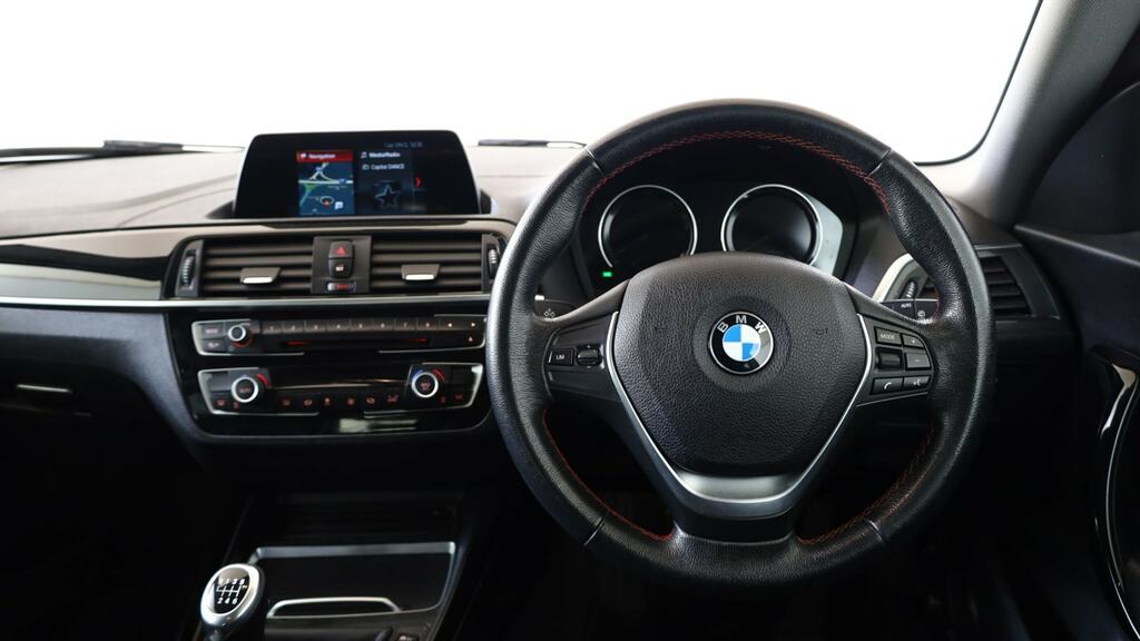 BMW 1 Series 116D Sport YC18JOJ White #5