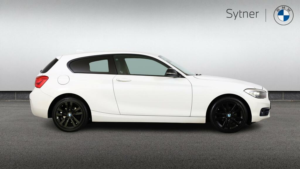 BMW 1 Series 116D Sport YC18JOJ White #3