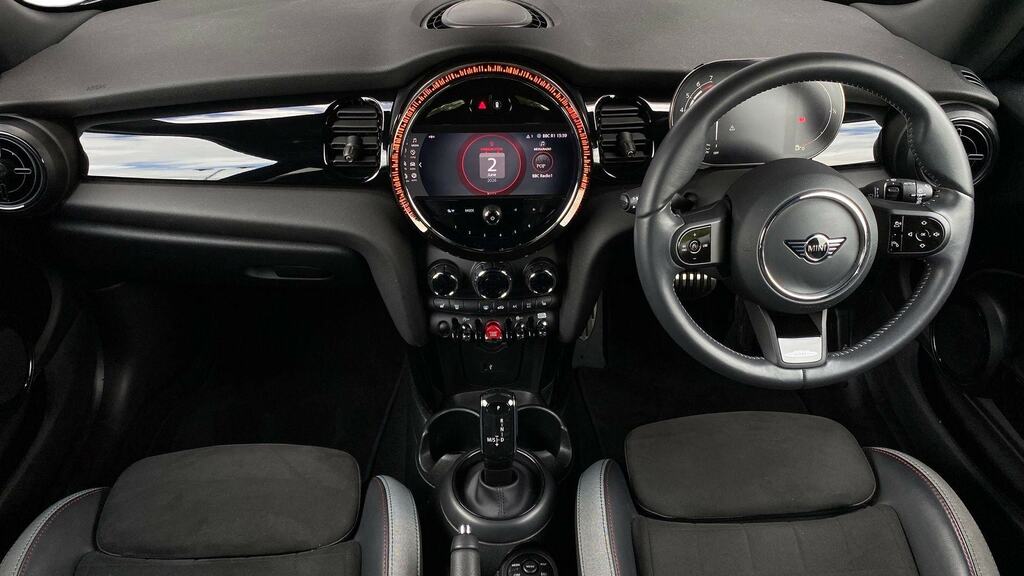 Mini Hatch 1.5 Cooper Sport Premium CP73YBU White #4