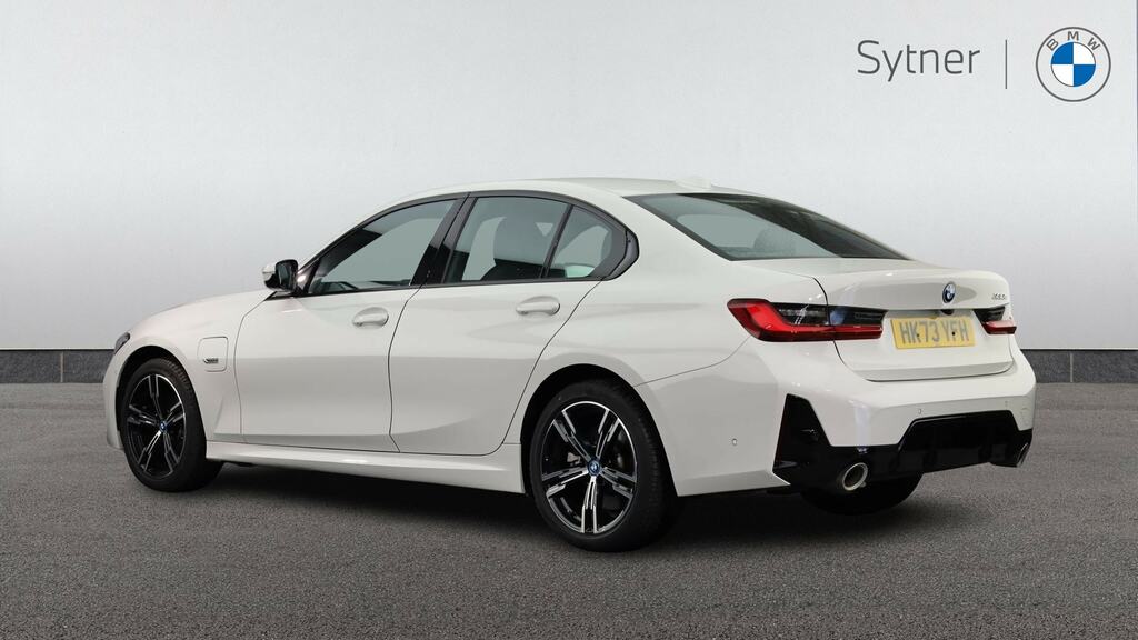 BMW 3 Series 330E M Sport Step HK73YFH White #2