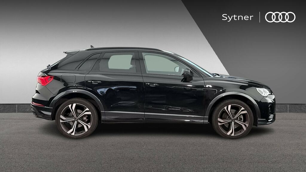 Audi Q3 45 Tfsi E Black Edition S Tronic Tech Pack Black #4