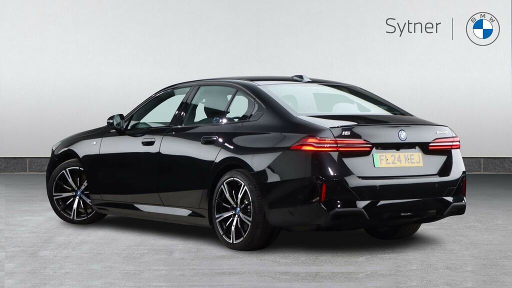 BMW i5 250Kw Edrive40 M Sport Pro 84Kwh Tech FL24KEJ Black #2