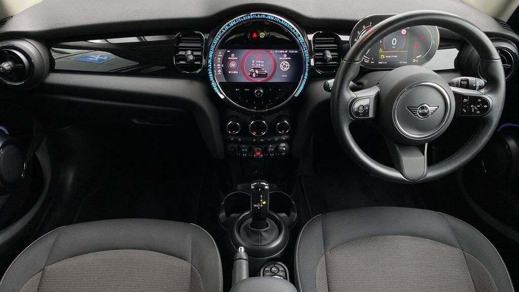 Mini Hatch 1.5 Cooper Classic Premium CP23DHE Silver #4
