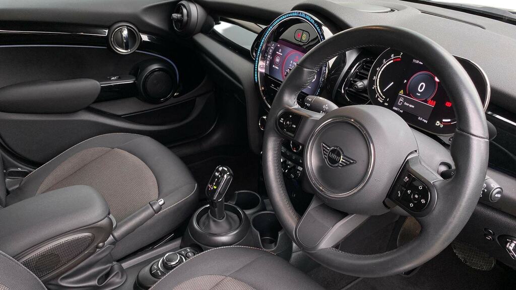 Mini Hatch 1.5 Cooper Classic Premium CP23DHE Silver #6