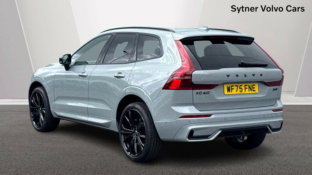 Volvo XC60 2.0 B5p Plus Black Edition Awd Geartronic WF75FNE Grey #2