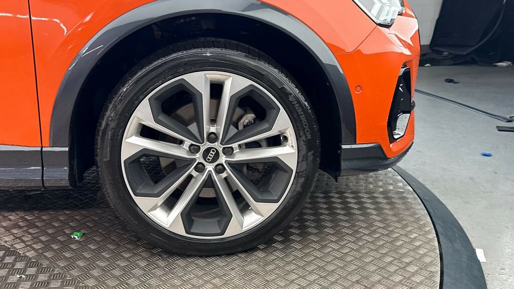Audi Q3 40 Tfsi Quattro Vorsprung S Tronic Orange #5