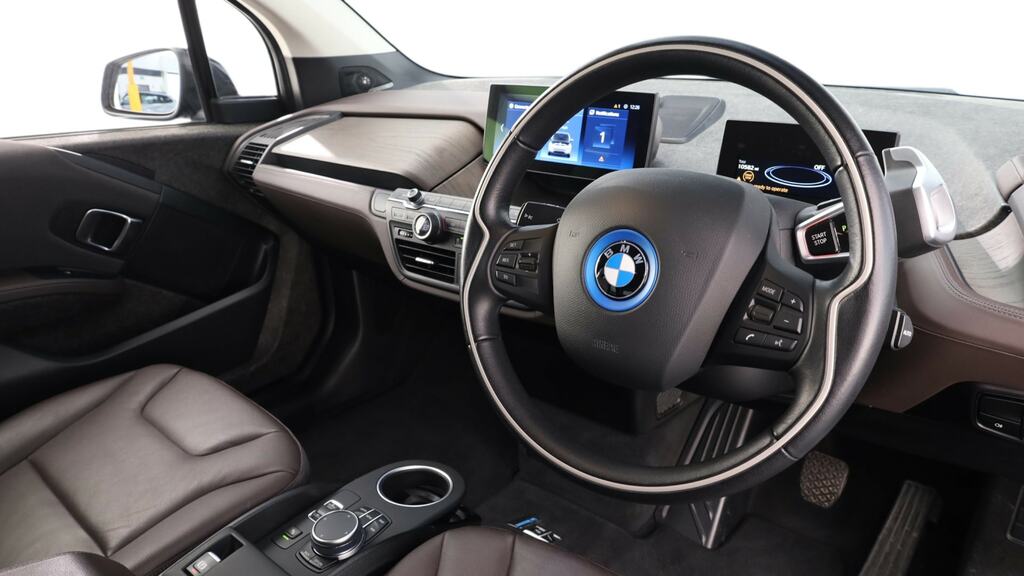 BMW i3 135Kw S 42Kwh Suite Interior World Blue #6