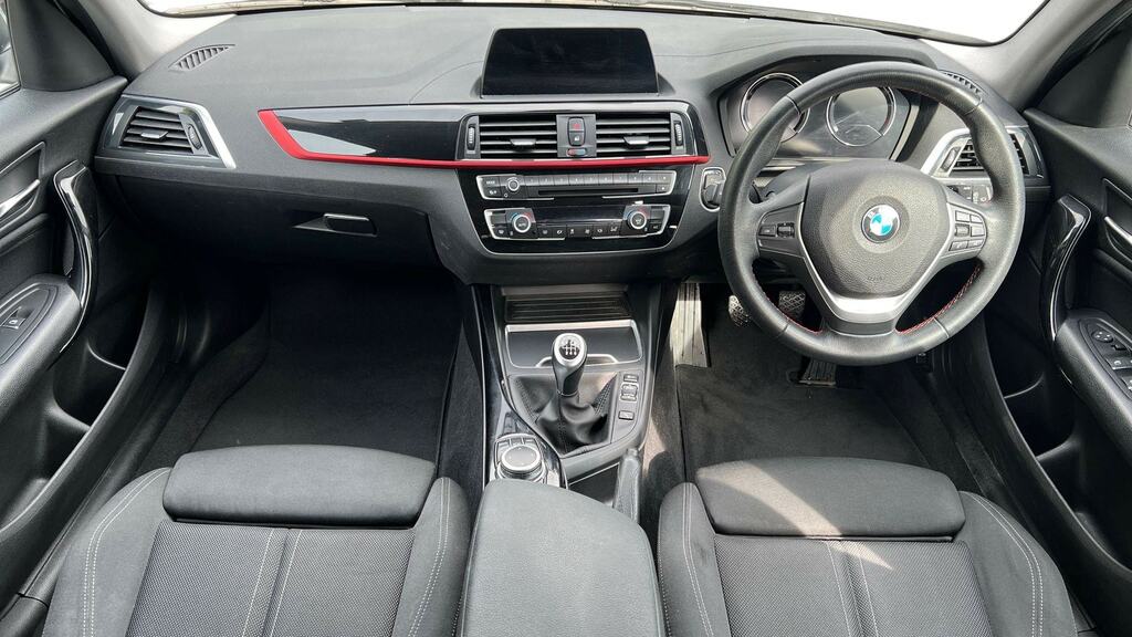 BMW 1 Series 116D Sport DA19OEY Silver #4