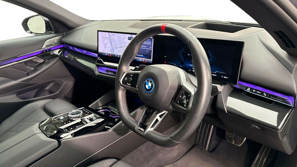 BMW i5 442Kw M60 Xdrive 84Kwh YC73CAE Grey #6