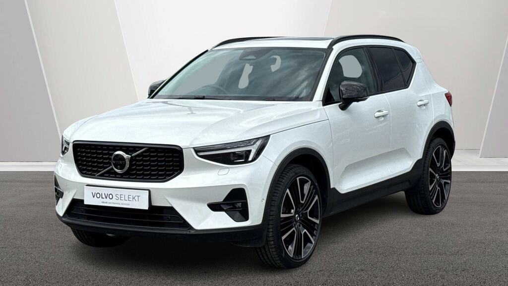 Volvo XC40 2.0 B4p Ultra Dark OY75XGV White #6