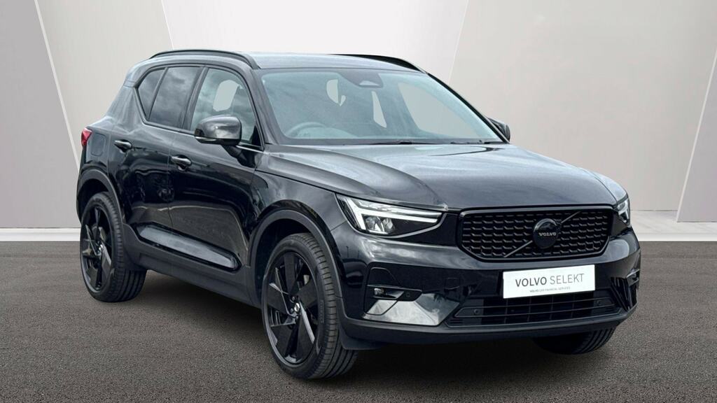 Volvo XC40 2.0 B3p Plus Black Edition Black