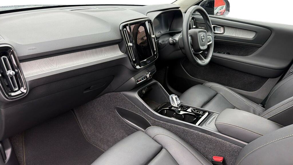 Volvo XC40 2.0 B4p Ultra Dark OY75XGO Blue #4