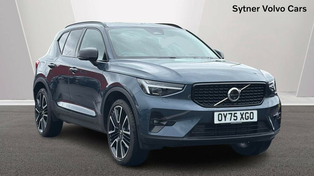 Volvo XC40 2.0 B4p Ultra Dark Blue