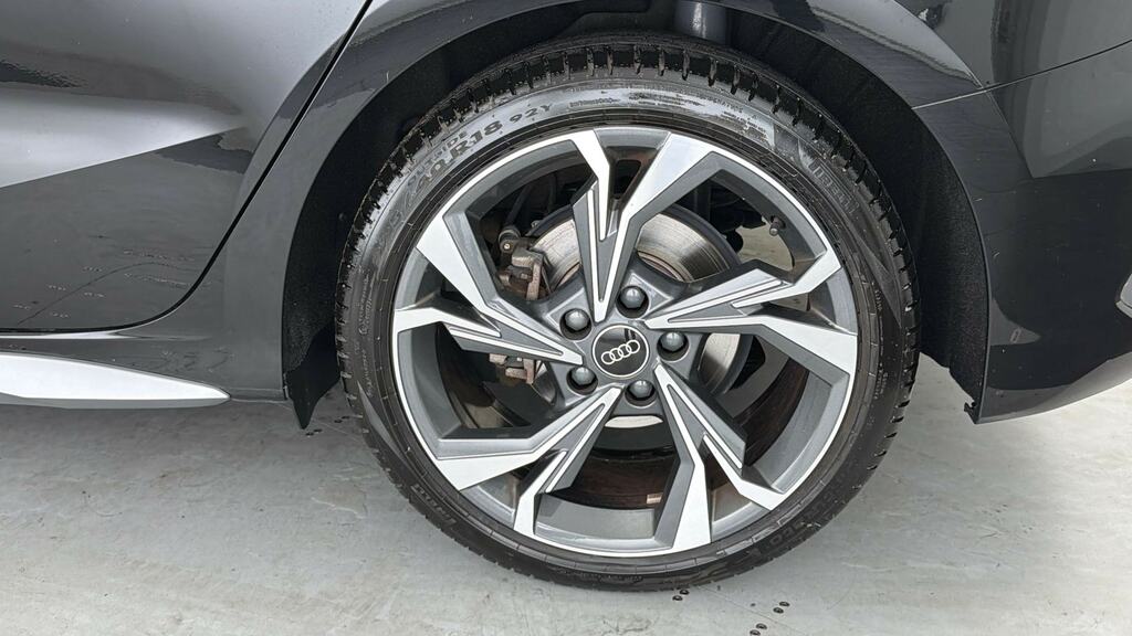 Audi A3 35 Tfsi S Line S Tronic BL24DHN Black #5