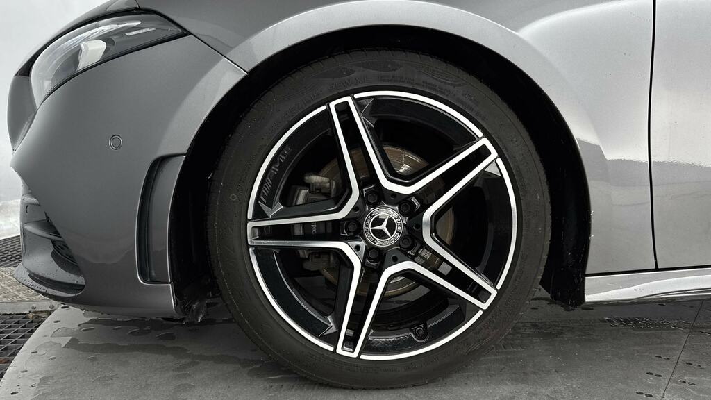 Mercedes-Benz A Class A180 Amg Line Premium KN23XSW Grey #5