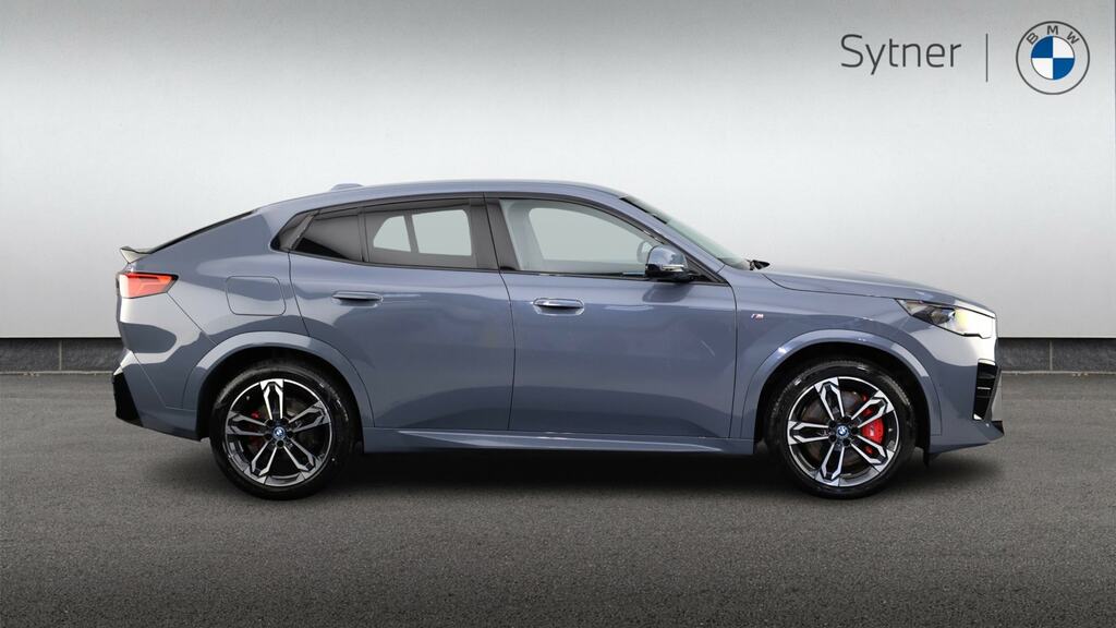 BMW iX2 150Kw Edrive20 M Sport 65Kwh Techpro YA25KKT Blue #3