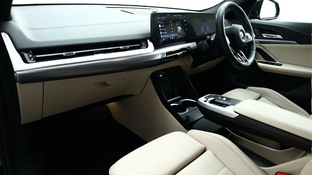 BMW iX2 150Kw Edrive20 M Sport 65Kwh Techpro YA25FYX Black #3