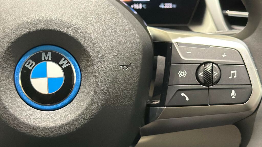 BMW iX2 150Kw Edrive20 M Sport 65Kwh Tech YB75KBE Grey #4