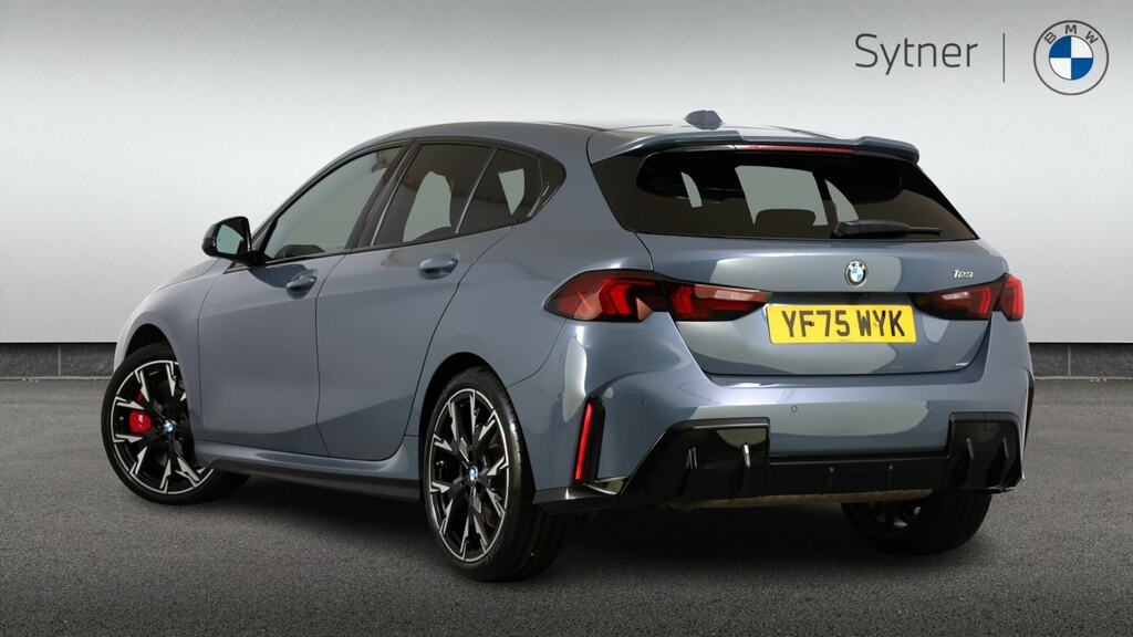BMW 1 Series 123 Xdrive M Sport Step YF75WYK Blue #2