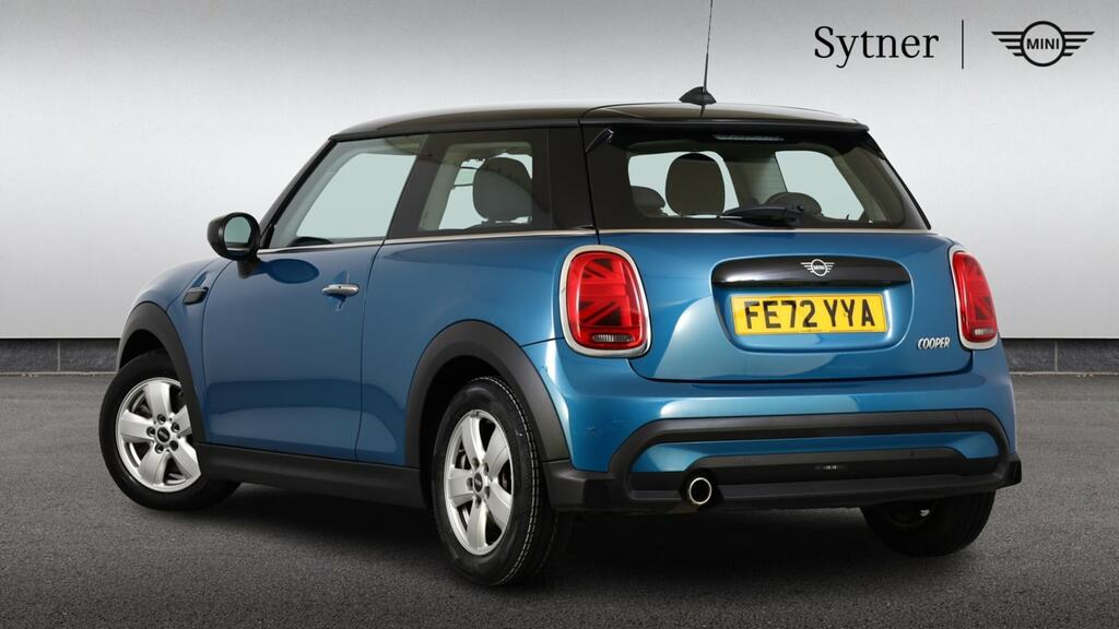 Mini Hatch 1.5 Cooper Classic Premium FE72YYA Blue #2