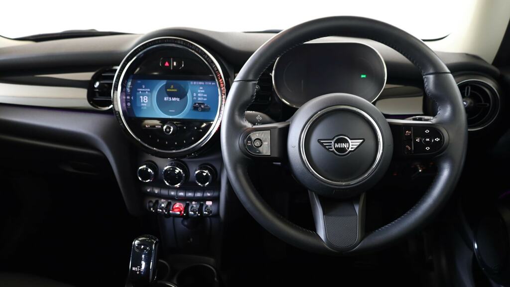 Mini Hatch 1.5 Cooper Classic Premium FE72YYA Blue #5