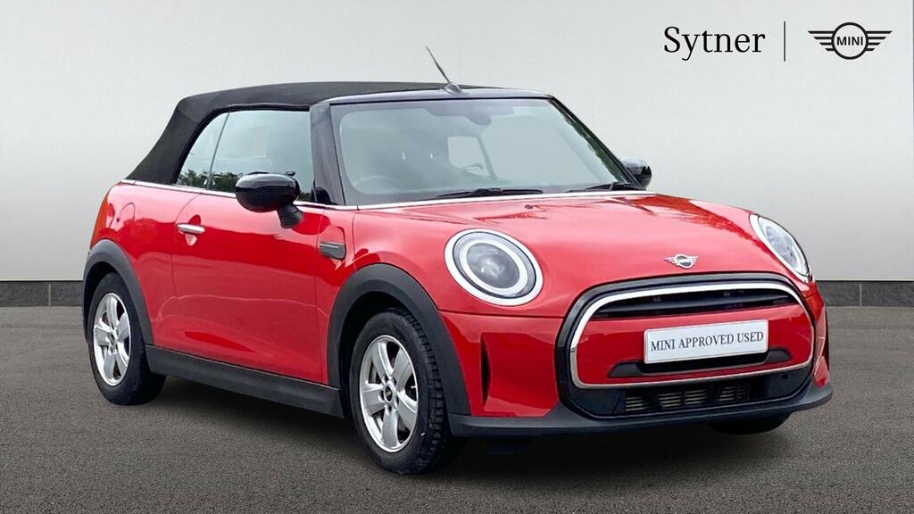 Mini Convertible 1.5 Cooper Classic Red