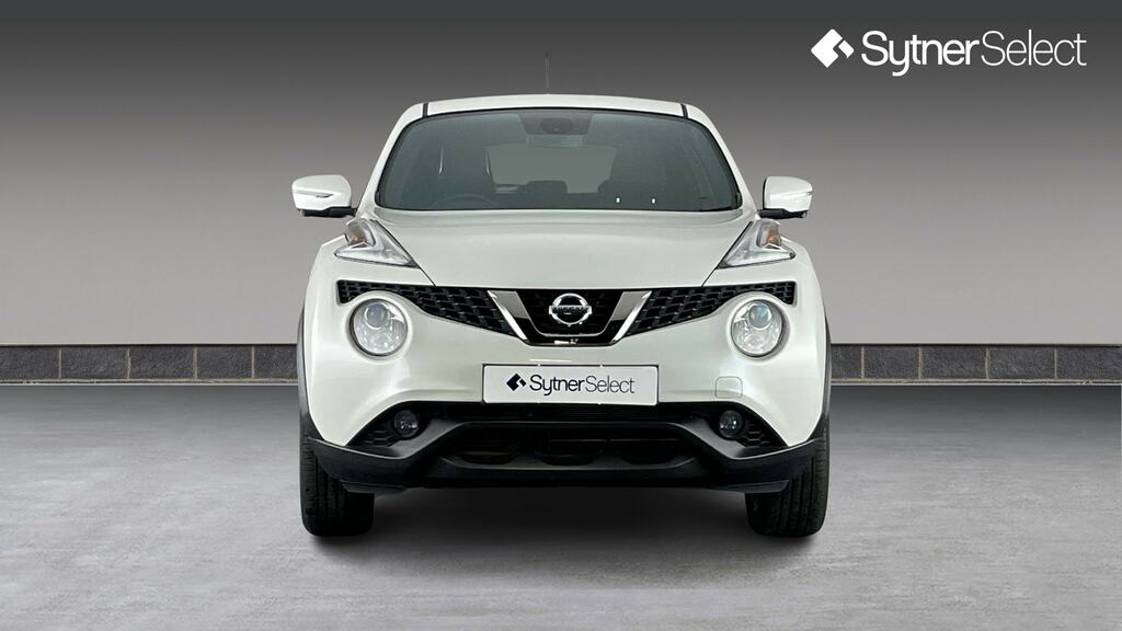 Nissan Juke 1.6 Tekna Xtronic White #4
