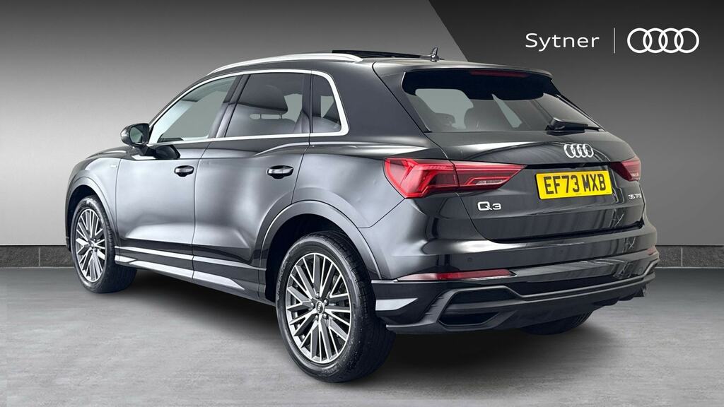 Audi Q3 35 Tfsi S Line S Tronic Tech Pro EF73MXB Black #3