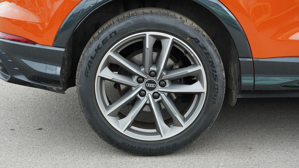 Audi Q3 35 Tfsi Black Edition S Tronic Cs Pack LO71KHG Orange #5