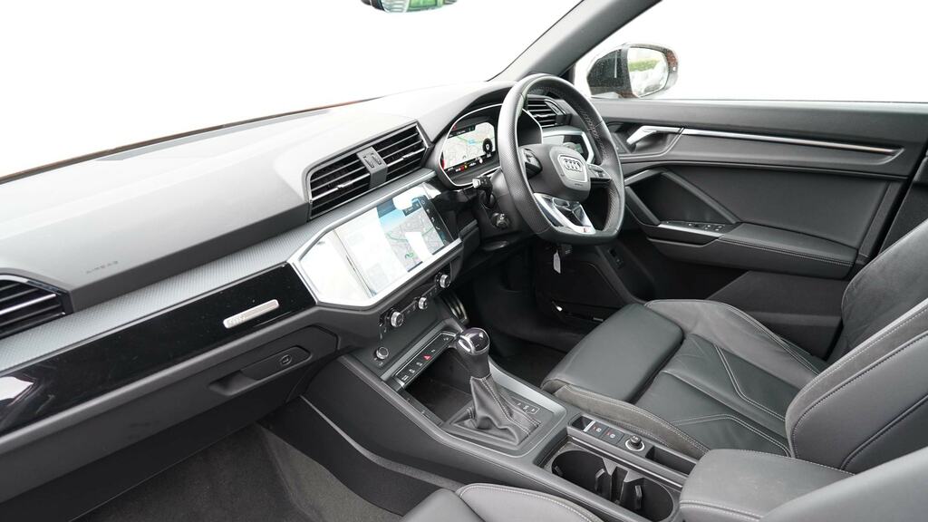 Audi Q3 35 Tfsi Black Edition S Tronic Cs Pack LO71KHG Orange #2