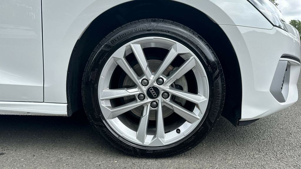 Audi A3 35 Tfsi Sport S Tronic SH73FVC White #5