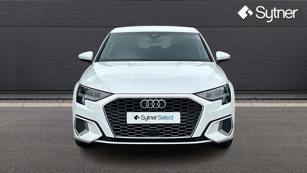 Audi A3 35 Tfsi Sport S Tronic SH73FVC White #6