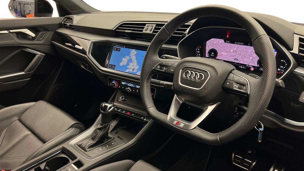 Audi Q3 35 Tfsi Black Edition S Tronic Tech Pack RO74HLA White #6