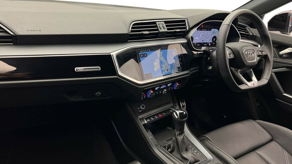 Audi Q3 35 Tfsi Black Edition S Tronic Tech Pack RO74HLA White #2