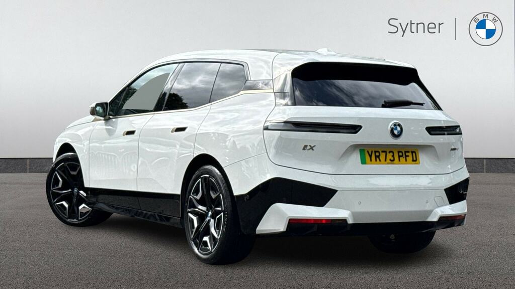 BMW iX 240Kw Xdrive40 M Sport 76.6Kwh YR73PFD White #2