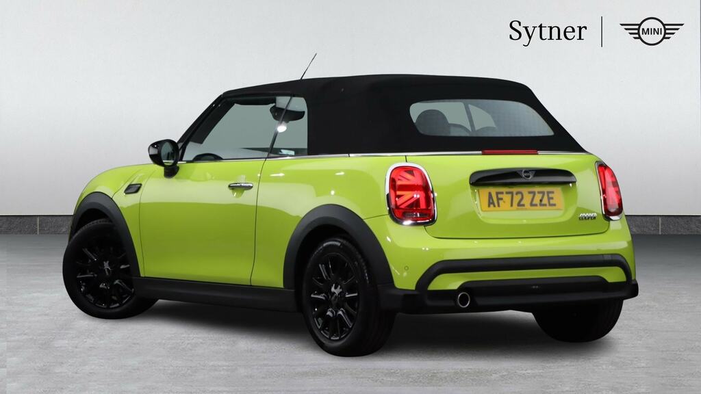 Mini Convertible 1.5 Cooper Classic Premium Plus Yellow #4