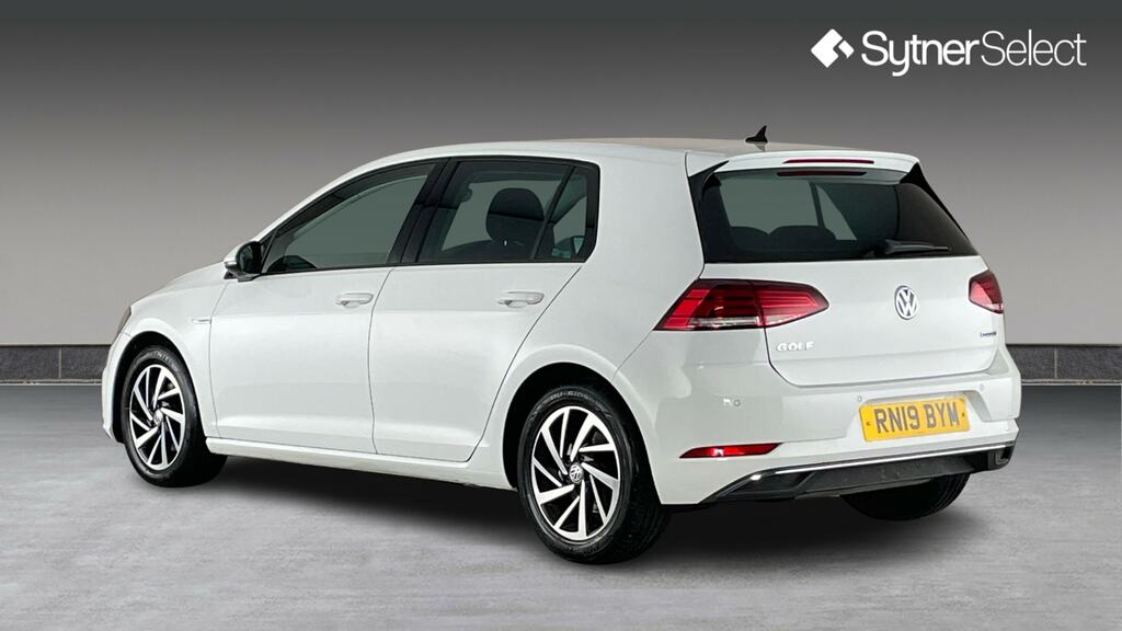 Volkswagen Golf 1.5 Tsi Evo Match RN19BYM White #2