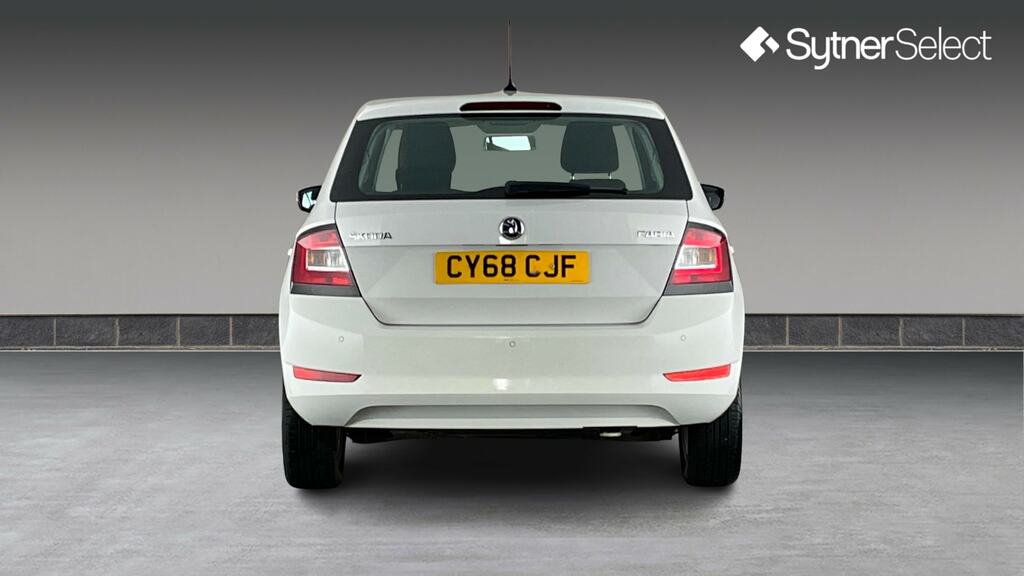 Skoda Fabia 1.0 Mpi 75 Se CY68CJF White #5