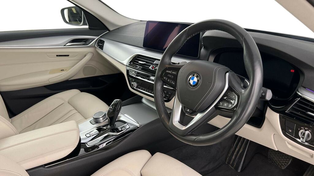 BMW 5 Series 520I Mht Se Step AY71LAA Grey #6