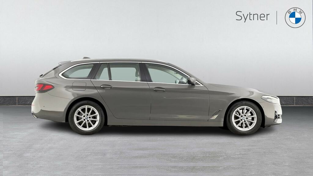 BMW 5 Series 520I Mht Se Step AY71LAA Grey #3