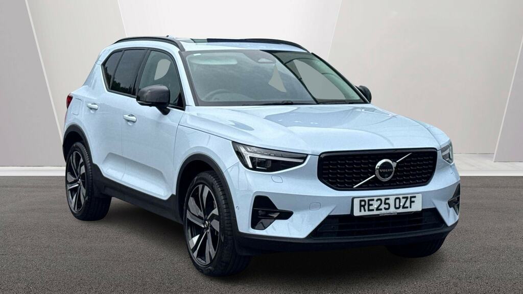 Volvo XC40 2.0 B4p Ultra Dark Blue