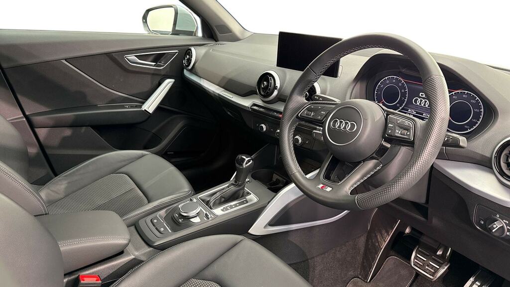 Audi Q2 35 Tfsi S Line S Tronic Tech YJ23SRK Grey #6