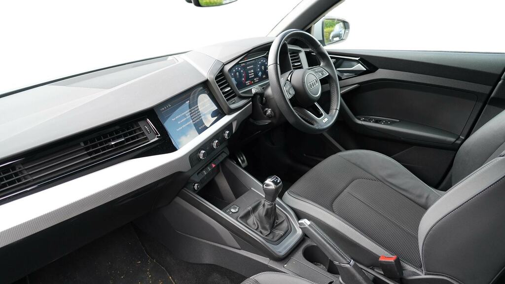 Audi A1 25 Tfsi S Line YE73FDL Grey #2