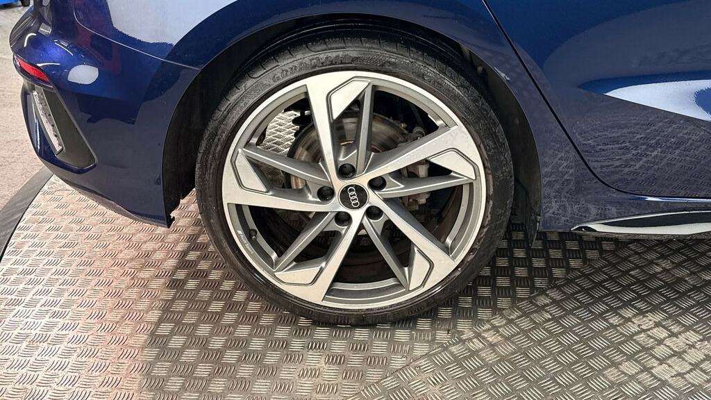 Audi A3 35 Tfsi Edition 1 S Tronic KO23UNF Blue #5