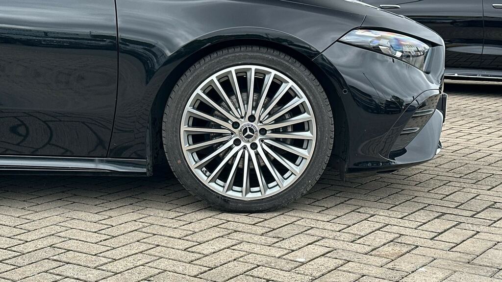 Mercedes-Benz A Class A180 Amg Line Premium Plus KR24EBN Black #5