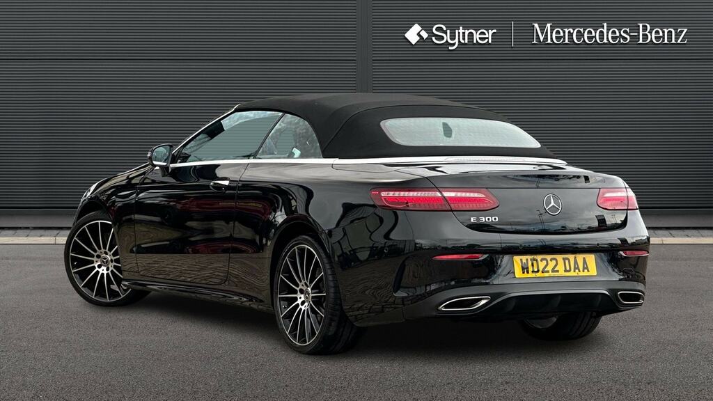 Mercedes-Benz E Class E300 Amg Line Night Ed Premium Plus 9G-tronic Black #4