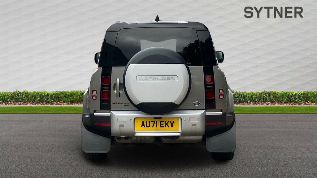Land Rover Defender 110 3.0 D300 Hard Top Hse Silver #6