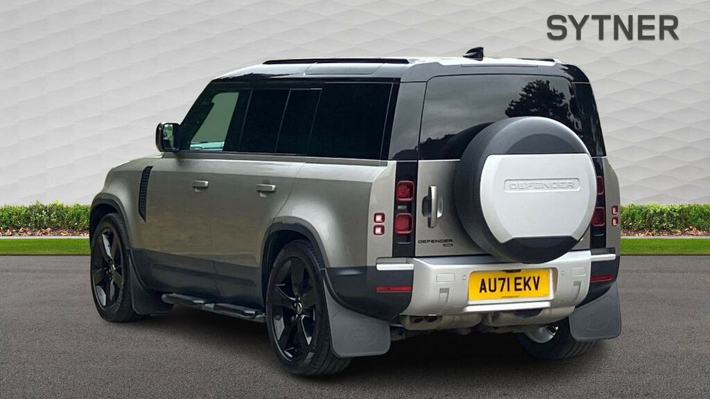 Land Rover Defender 110 3.0 D300 Hard Top Hse Silver #2
